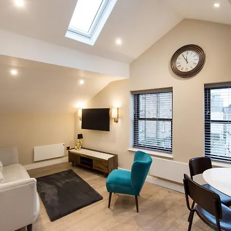 Cheltenham By Serviced Apartment Harrogate