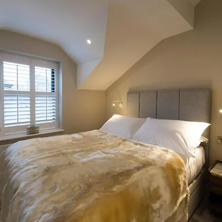 Apartment Cheltenham By Serviced Harrogate