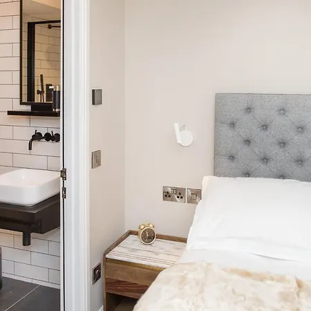 Cheltenham By Serviced Harrogate
