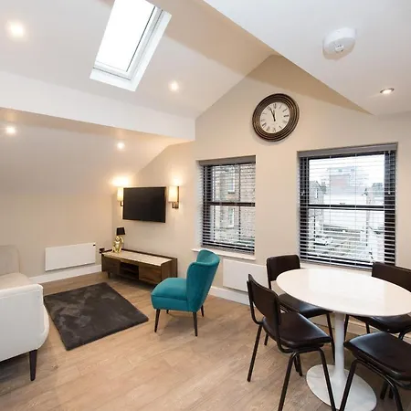 Cheltenham By Serviced Apartment Harrogate